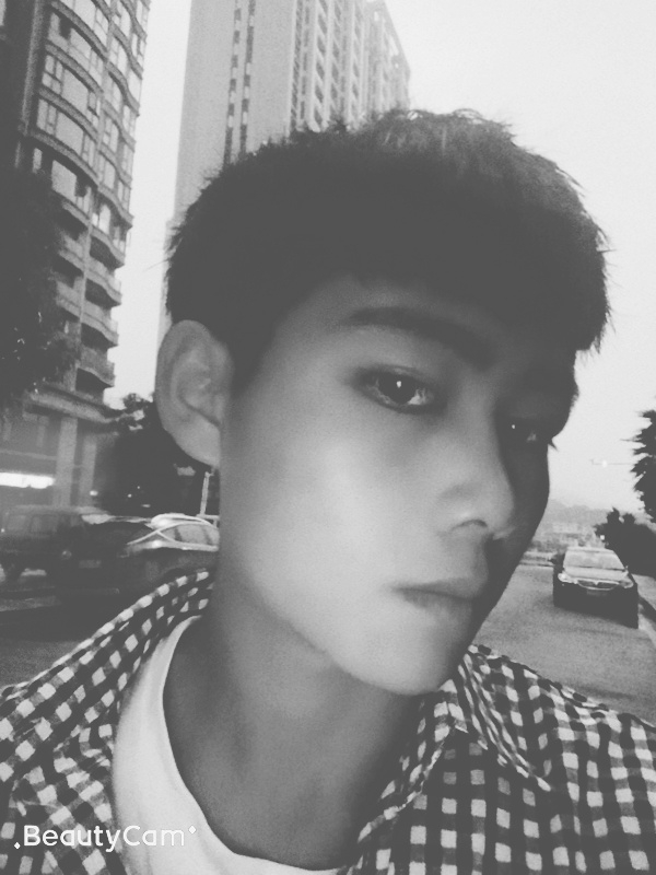 星爺的第一张照片--丽水认干亲服务网