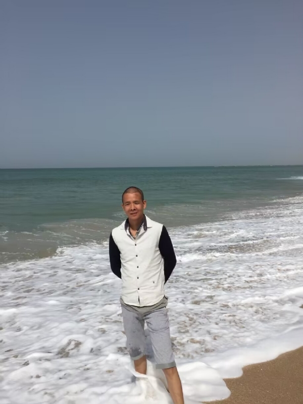 飞雪飘零的第二张照片--丽水认干亲服务网